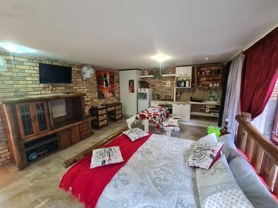 4 Bedroom Property for Sale in Ferreira Town Eastern Cape
